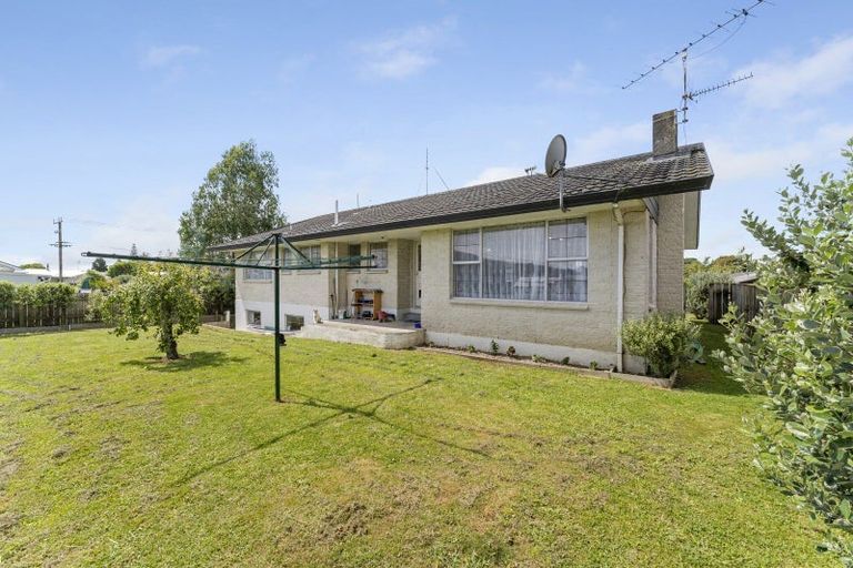 Photo of property in 45b Kirk Street, Otaki, 5512