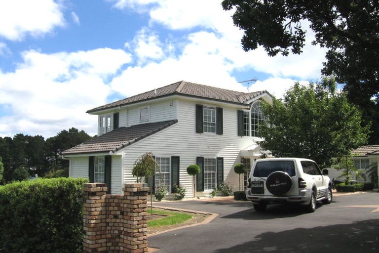 Photo of property in 3/5 Pullum Street, Birkenhead, Auckland, 0626