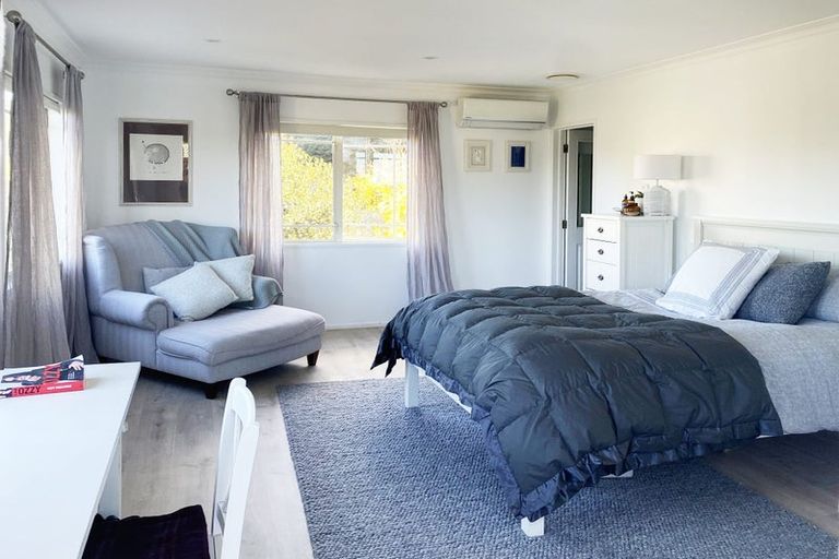 Photo of property in 39 Emlyn Place, Torbay, Auckland, 0630