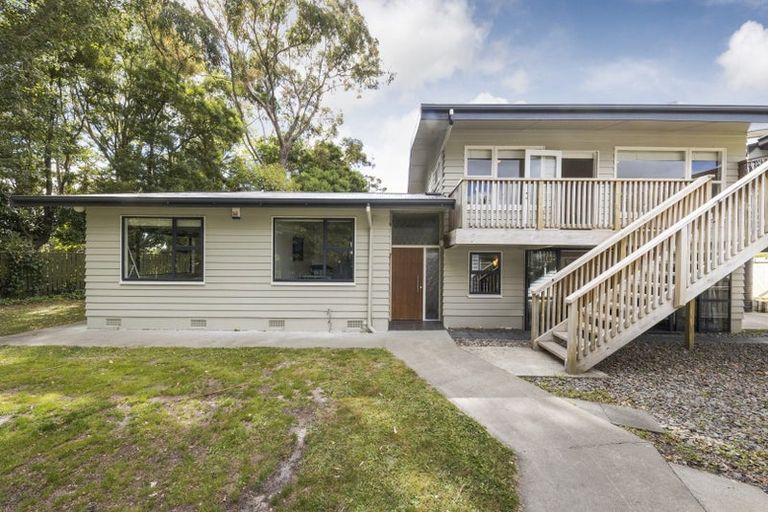 Photo of property in 4 Waicola Drive, Fitzherbert, Palmerston North, 4471