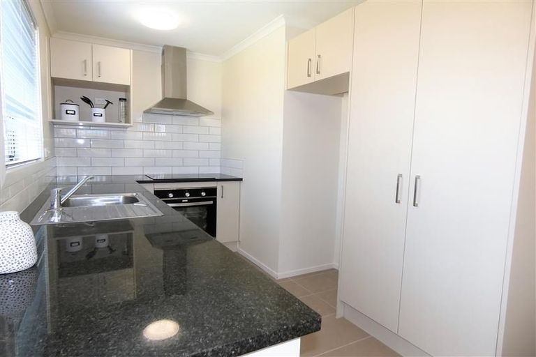 Photo of property in 41 Totara Meadows Court, Wiri, Auckland, 2104