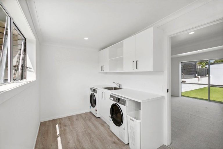 Photo of property in 12 Ainslee Street, Highlands Park, New Plymouth, 4312