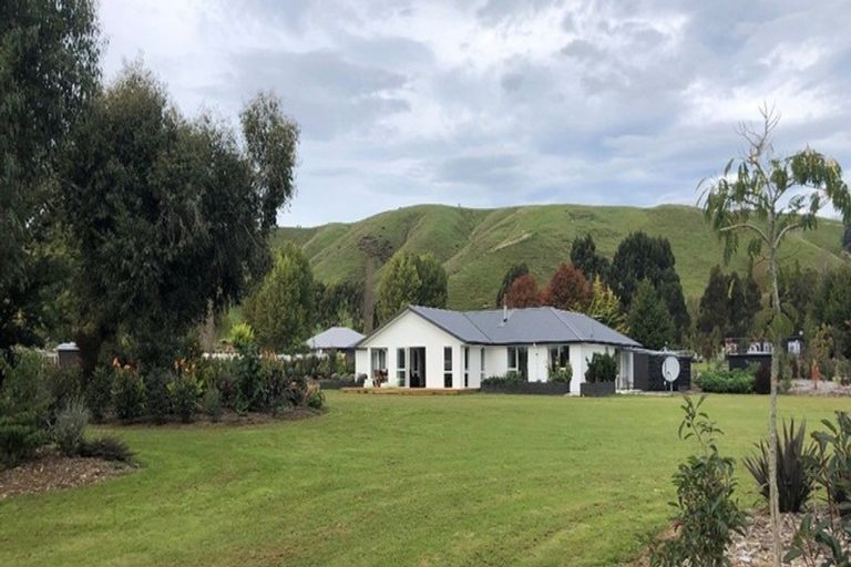 Photo of property in 718f Te Whiti Road, Te Whiti, Masterton, 5884