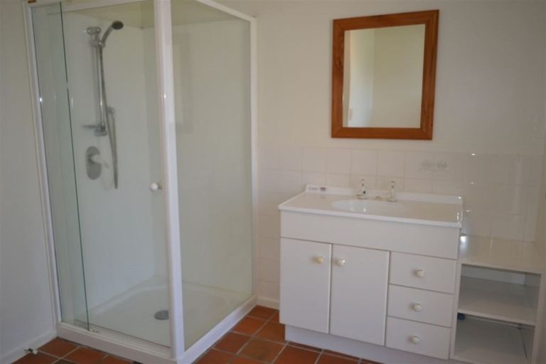 Photo of property in 33a Broadway Avenue, Waikuku Beach, 7473