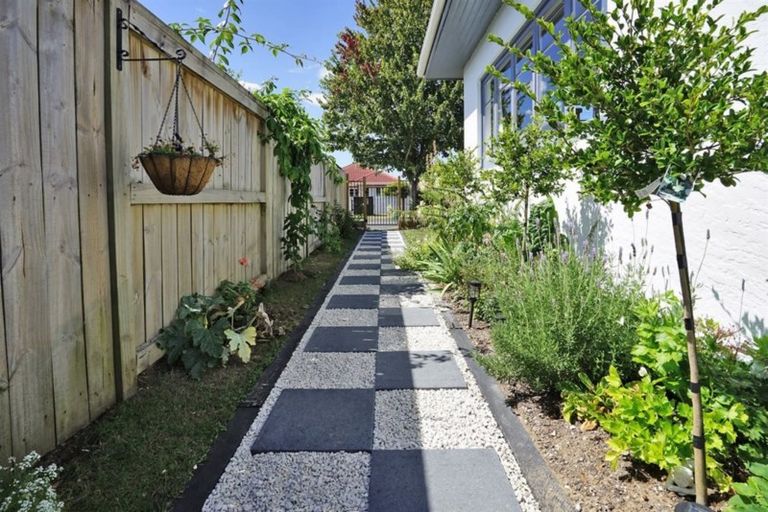 Photo of property in 21 Steele Road, Forest Lake, Hamilton, 3200