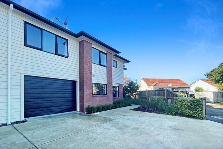 Photo of property in 1/12 Short Street, Claudelands, Hamilton, 3214