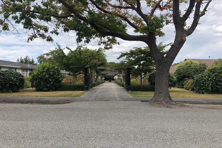 Photo of property in 93a Saint James Avenue, Papanui, Christchurch, 8053