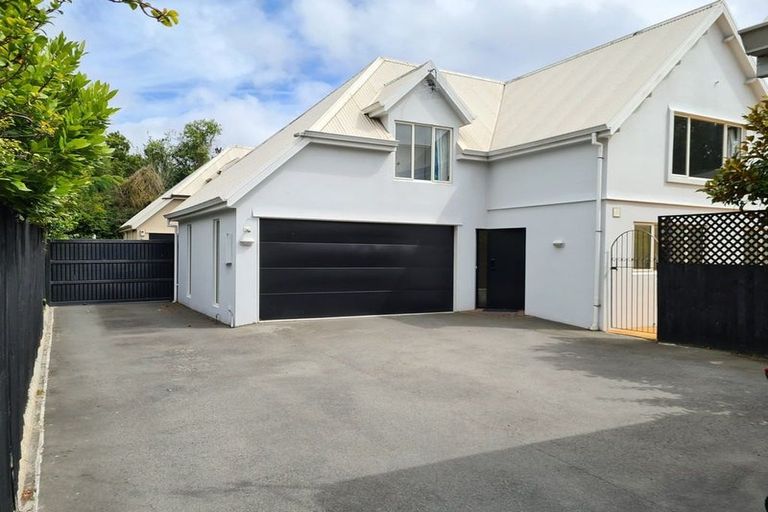 Photo of property in 2/97 Clyde Road, Ilam, Christchurch, 8041