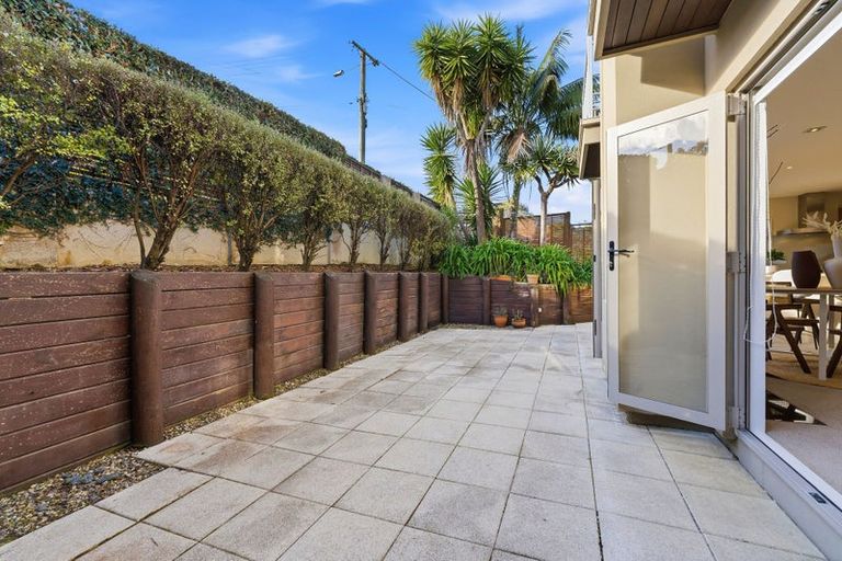 Photo of property in 1b Brighton Terrace, Mairangi Bay, Auckland, 0630