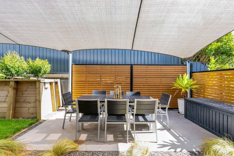 Photo of property in 73 Hine Street, New Plymouth, 4310