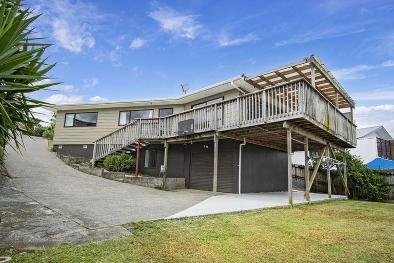 Photo of property in 56 Raumati Crescent, Onerahi, Whangarei, 0110