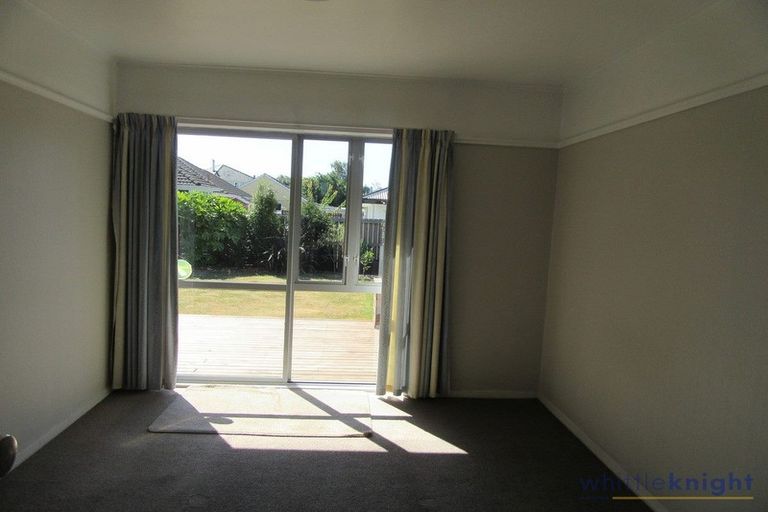 Photo of property in 11 Evatt Street, Bryndwr, Christchurch, 8053