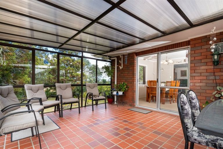 Photo of property in 58 Burns Lane, Kumeu, 0892