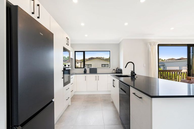Photo of property in 56 Marram Place, Mangawhai Heads, Mangawhai, 0505
