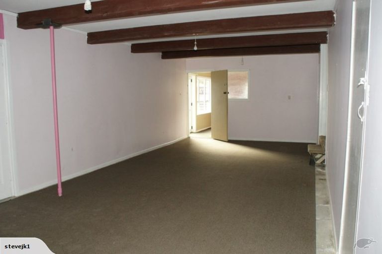 Photo of property in 5 Browne Street, Waitara, 4320