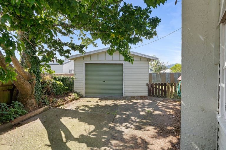 Photo of property in 13 Arran Street, Levin, 5510