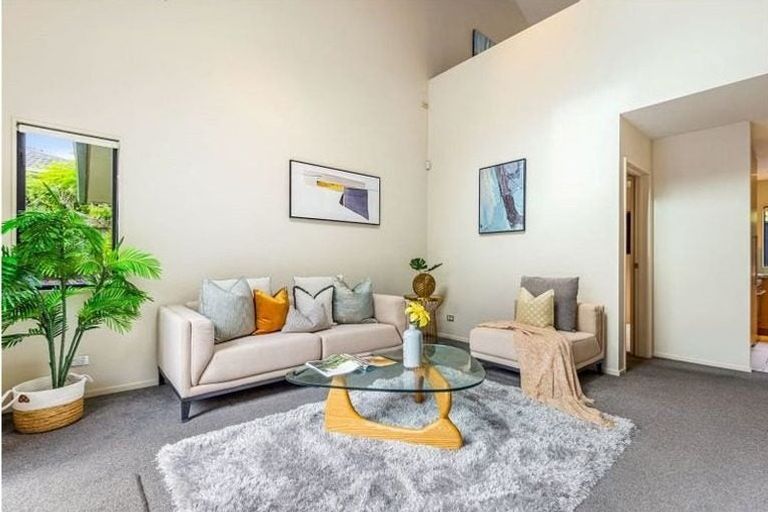 Photo of property in 48a Picasso Drive, West Harbour, Auckland, 0618