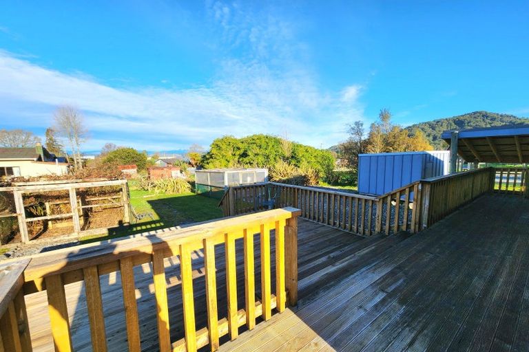 Photo of property in 10 Kilgour Street, Blackball, 7804