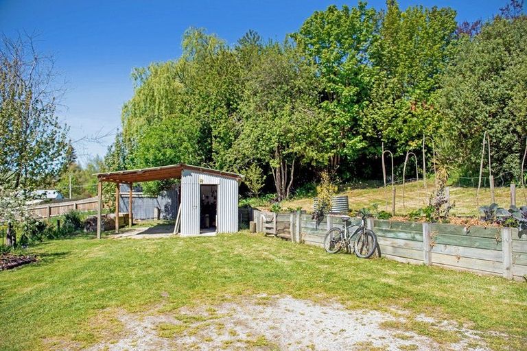 Photo of property in 8 Lismore Street, Lawrence, 9532