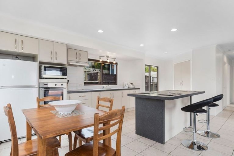 Photo of property in 11 Meander Drive, Welcome Bay, Tauranga, 3112
