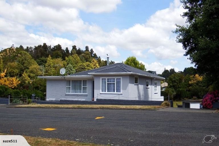 Photo of property in 8 Goldfinch Street, Taihape, 4720