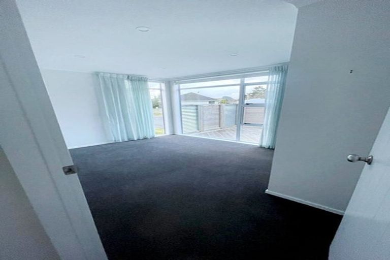 Photo of property in 25 Stanly Street, Eketahuna, 4900