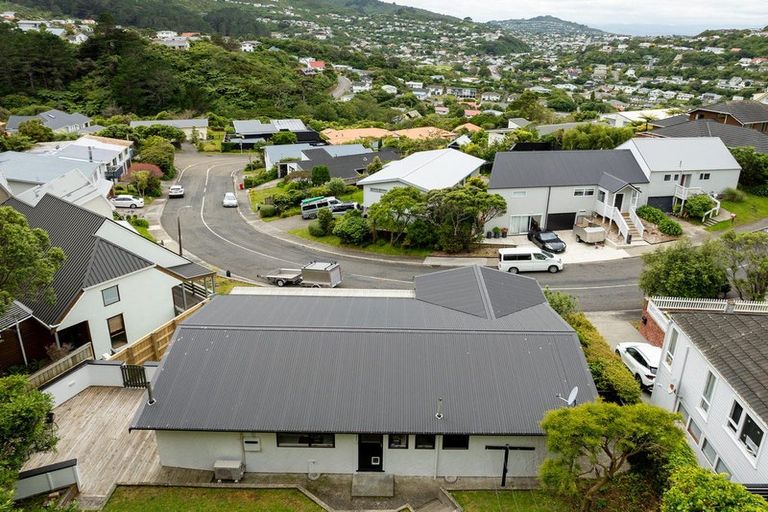 Photo of property in 98 Allington Road, Karori, Wellington, 6012