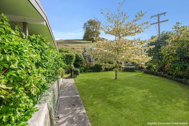 Photo of property in 72 Puketapu Road, Taradale, Napier, 4112