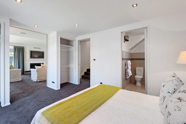 Photo of property in 19 Penhelig Place, Burnside, Christchurch, 8053