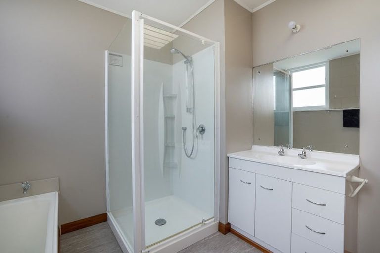 Photo of property in 704 Pioneer Highway, Takaro, Palmerston North, 4412