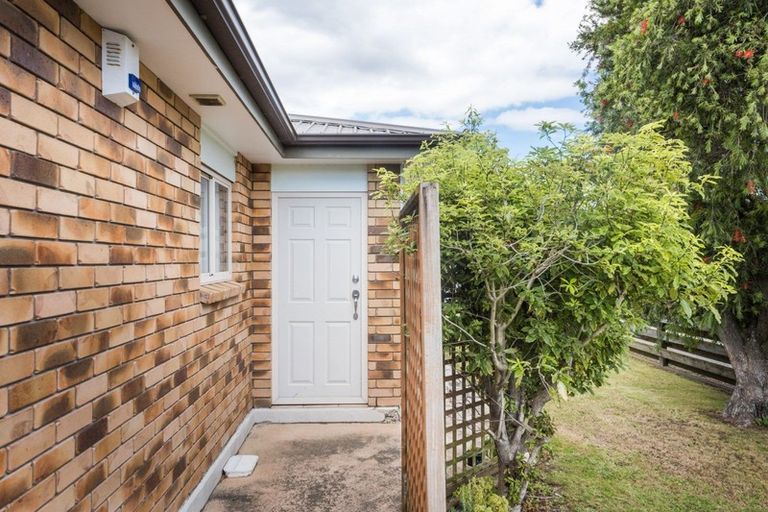 Photo of property in 986 Tremaine Avenue, Roslyn, Palmerston North, 4414