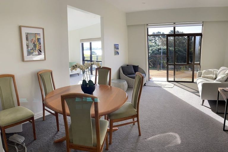 Photo of property in 8 Papakowhai Road, Papakowhai, Porirua, 5024