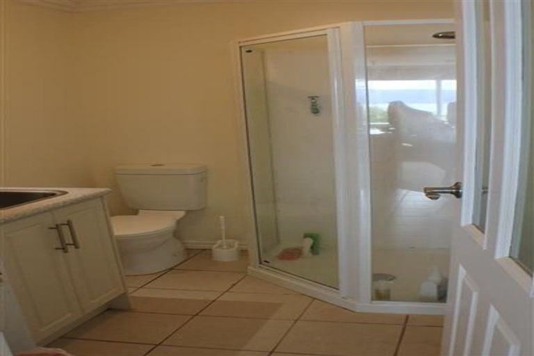 Photo of property in 2/89 Barnard Street, Wadestown, Wellington, 6012