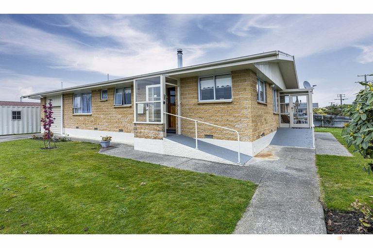 Photo of property in 5 Goldsmith Street, Waimate, 7924