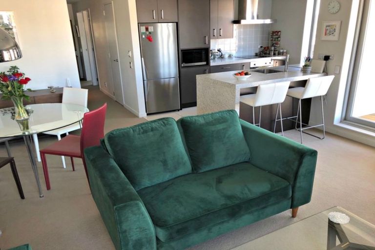 Photo of property in Monument Apartments, 7i/245 Wakefield Street, Te Aro, Wellington, 6011