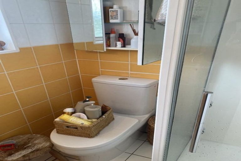 Photo of property in 2/4 Alberta Street, Acacia Bay, Taupo, 3330