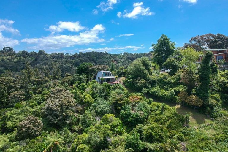 Photo of property in 2 Cliff Road, Ohope, 3121