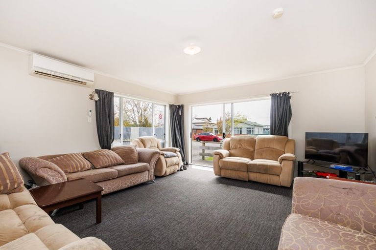 Photo of property in 8 Marne Street, Hokowhitu, Palmerston North, 4410