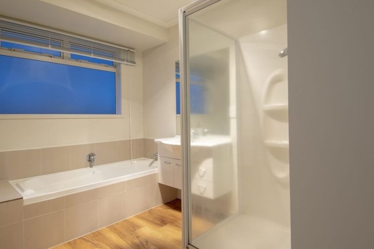 Photo of property in 10 Carex Close, Pyes Pa, Tauranga, 3112