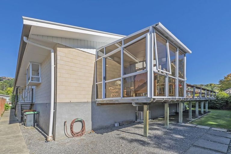 Photo of property in 2/20 Gunns Crescent, Cashmere, Christchurch, 8022