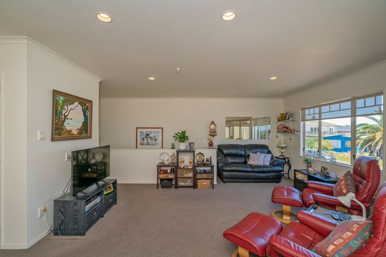 Photo of property in 4a Albert Street, Whitianga, 3510