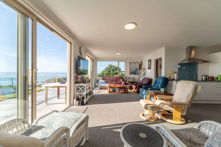 Photo of property in 21 Nasmyth Street, Kakanui, Oamaru, 9495