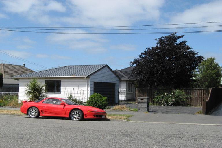 Photo of property in 2/10 Dinton Street, Russley, Christchurch, 8042