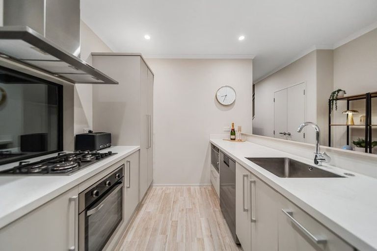 Photo of property in 38 Matairangi Avenue, Totara Heights, Auckland, 2105