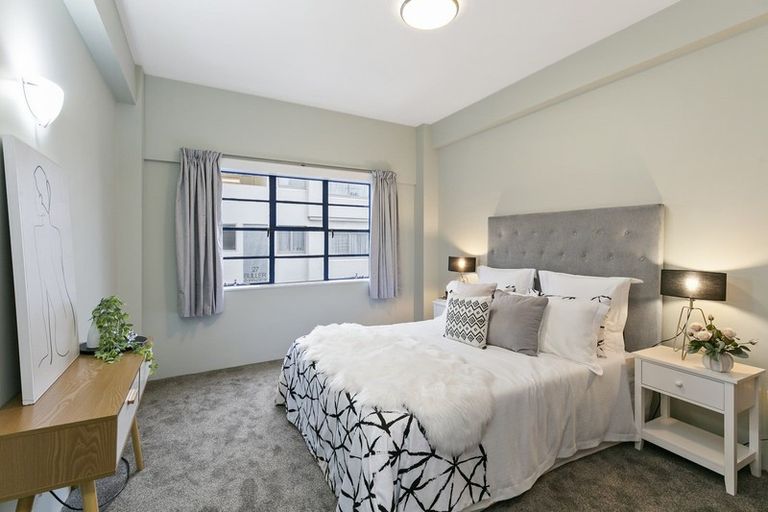 Photo of property in Anderson Apartments, 9/248 Willis Street, Te Aro, Wellington, 6011