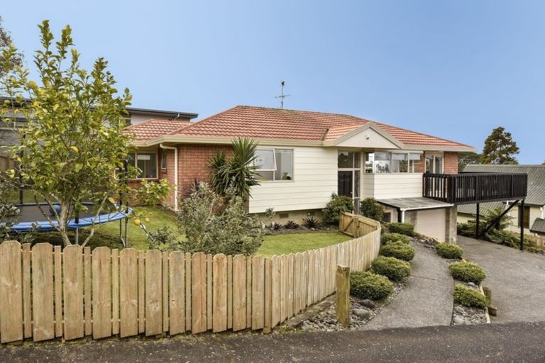 Photo of property in 253b Royal Road, Massey, Auckland, 0614