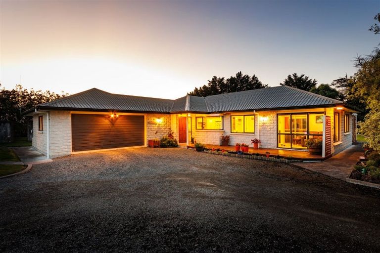 Photo of property in 981 Roberts Line, Bunnythorpe, Palmerston North, 4478