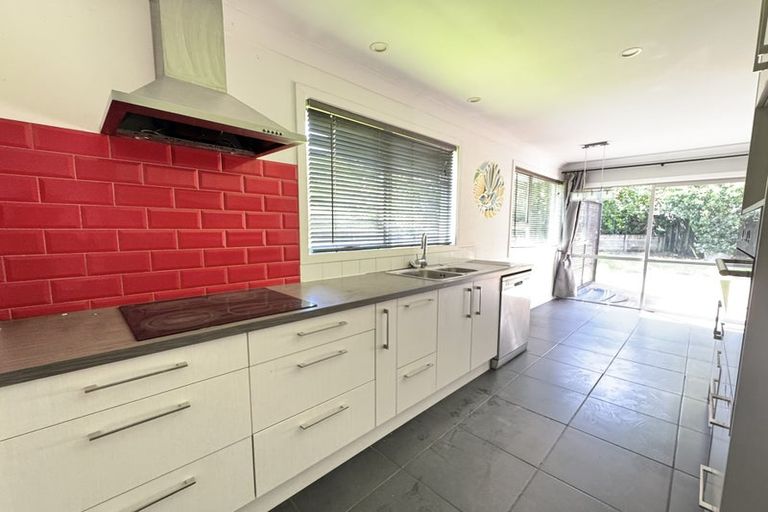 Photo of property in 67 Reynella Drive, Massey, Auckland, 0614