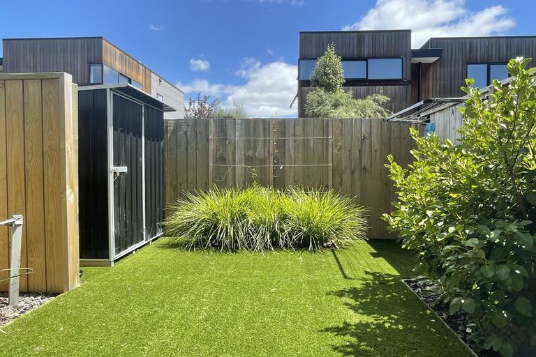 Photo of property in 7/196 Hills Road, Edgeware, Christchurch, 8013