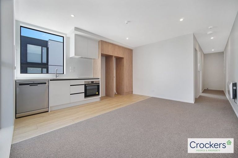 Photo of property in 10/10 Treasure Lane, Te Atatu South, Auckland, 0610